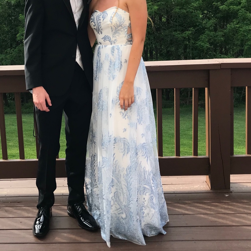 BLUE AND WHITE GLITTER PROM DRESS
